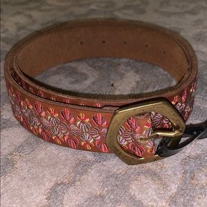 Embroidered Lucky brand belt